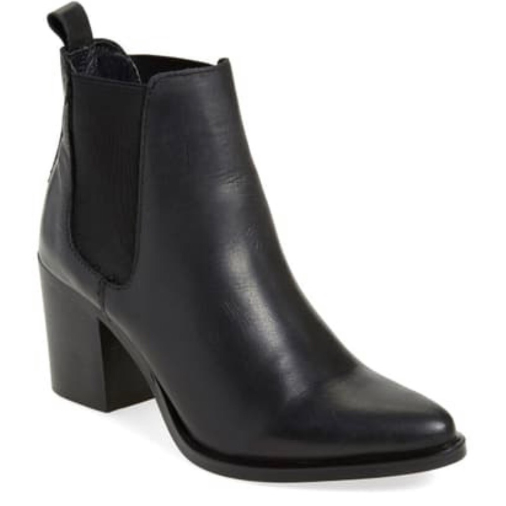 Steve Madden Pistol Trendy Black Leather Bootie
